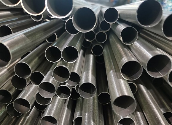 304爱游戏在线-爱游戏在线（中国）管表面划痕怎么处理？